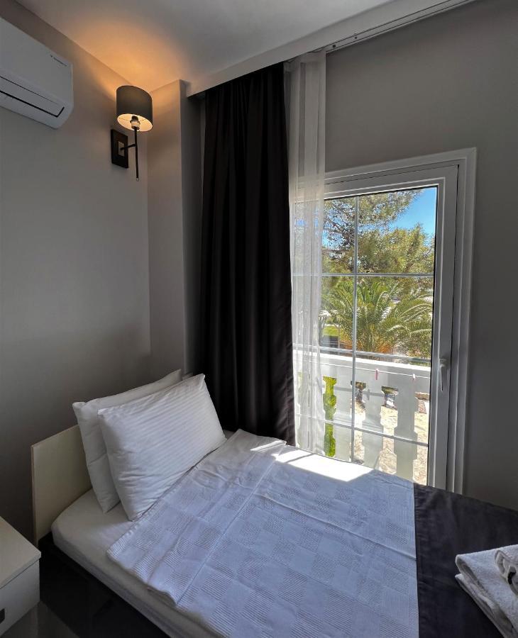 Otel Beyaz Inci Palamutbuku Buitenkant foto